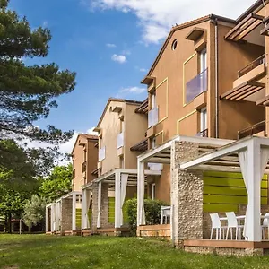Stella Plava Laguna Апартаменты Умаг